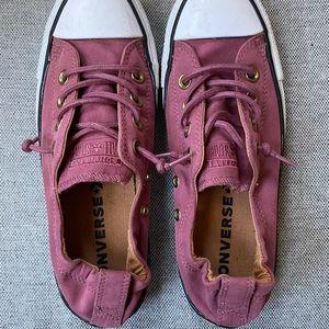 CHUCK TAYLOR ALL STAR SHORELINE SLIP-ON SNEAKER